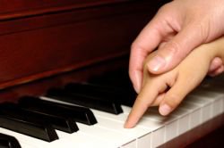child-piano_0.jpg?1447210464696